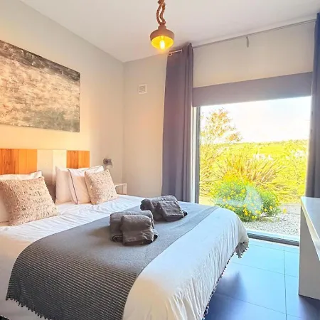 Villa Carina - House 4 - Pool Acess - Comfortable & Quiet Lourinhã